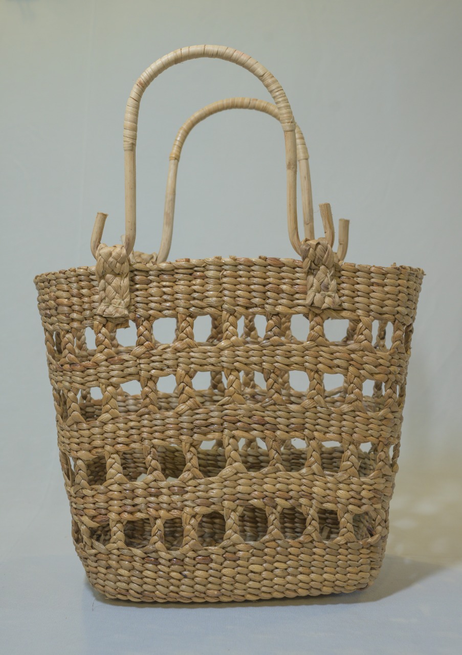 Knotty Basket with cane handle - M - ETHICA ONLINE