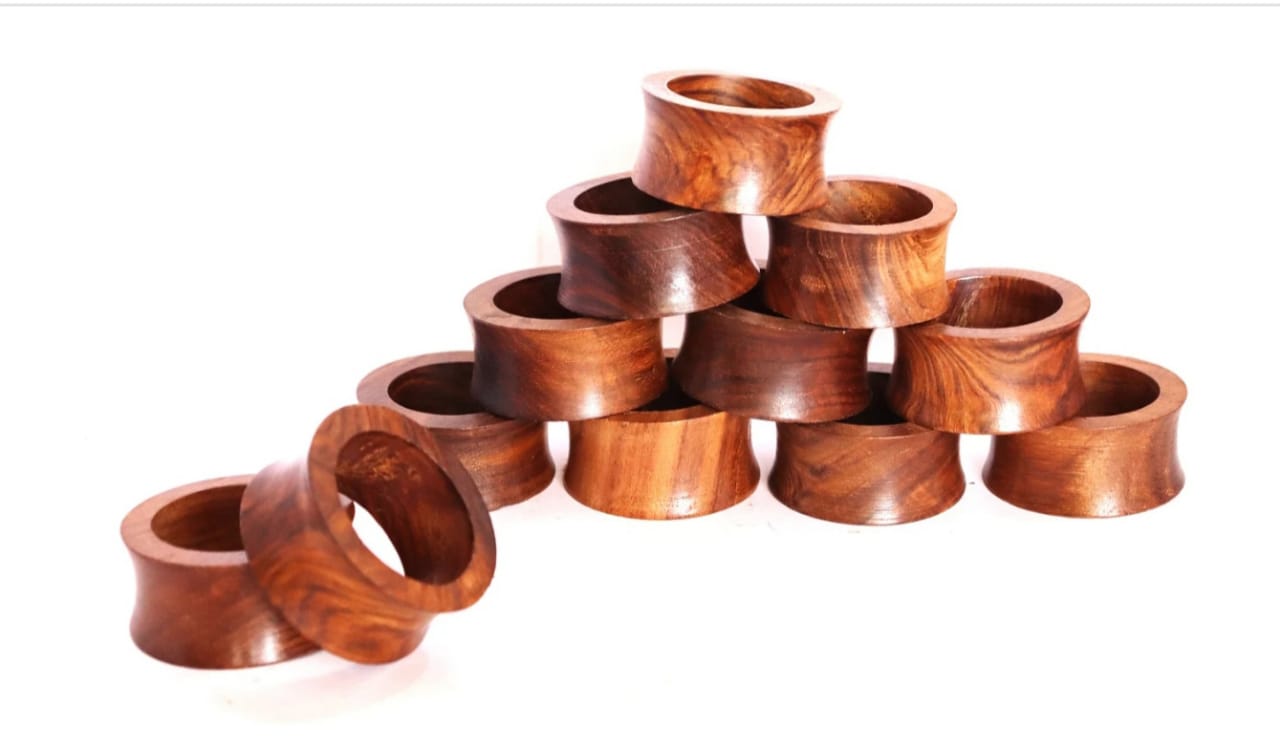 Buy online Grooved Wood Napkin Ring Sets now | West Elm UAE UAE